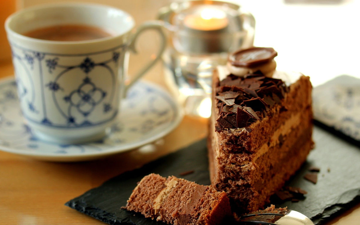 Kaffee und Kuchen gibt es bald wieder in diesem Café in Bayreuth. Symbolfoto: pixabay