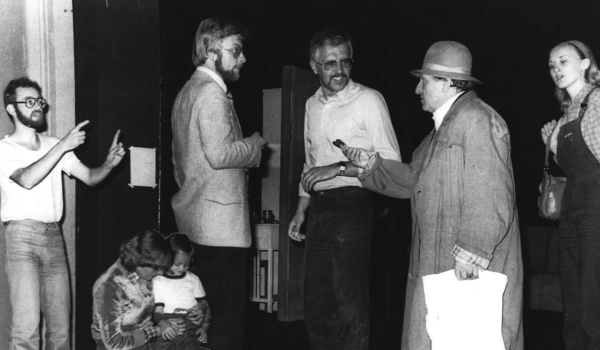 „Zwischen auf und davon“ (Regie: Werner Hildenbrand, Bühne: Karlheinz Beer, Foto: Studiobühne) 1980. Foto: Studiobühne Bayreuth