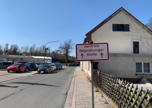 Der Weg zum ehemaligen Corona-Testzentrum in Bayreuth.