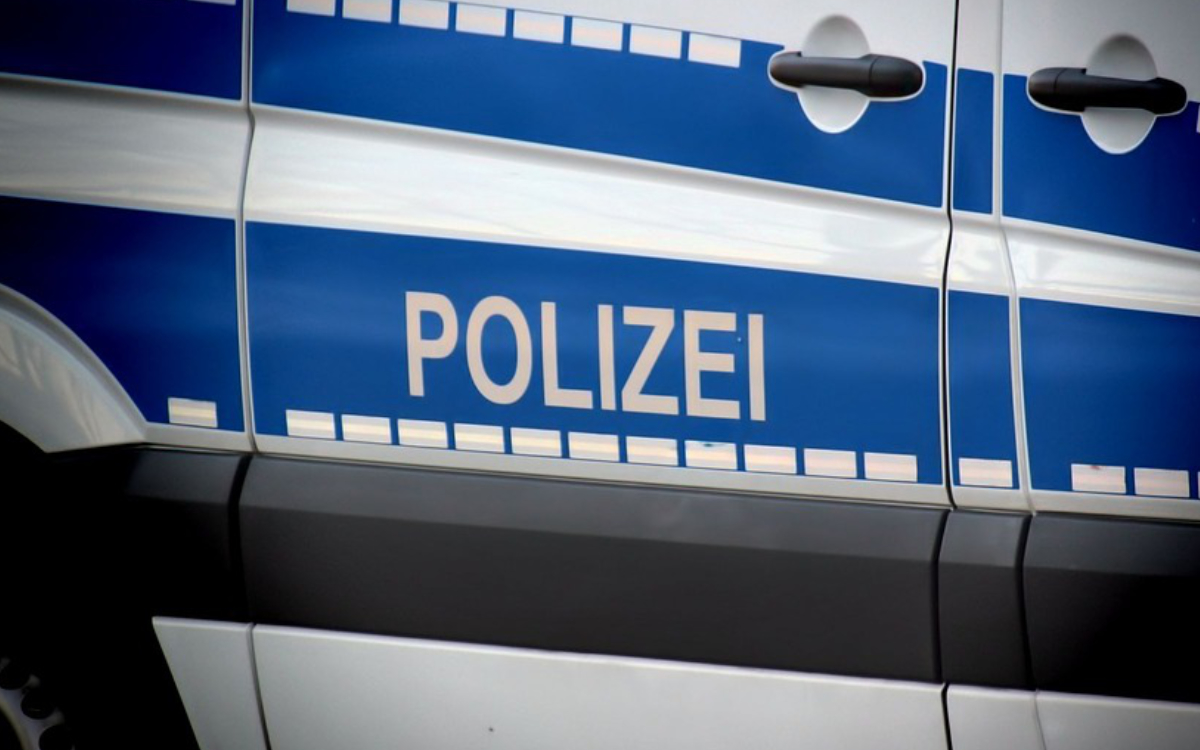 Ein Einsatzfahrzeug der Polizei. Symbolbild: Pixabay