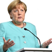 Bundeskanzlerin Merkel will strenge Corona-Regeln einführen: Kontaktbeschränkungen stehen auf dem Plan. Symbolfoto: Pixabay