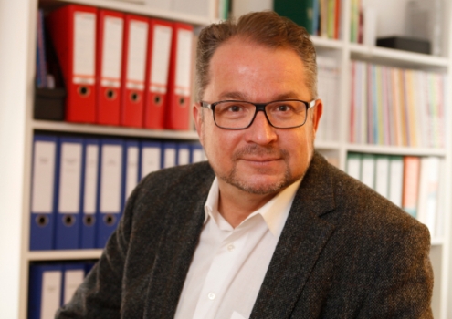 Stefan Schlags (Die Grünen) kritisiert die Pläne der CSU für das Klinikum Bayreuth. Archiv: Privat