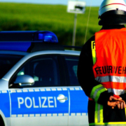 Unfall bei Fichtelberg im Kreis Bayreuth: Die Polizei meldet eine Staugefahr. Symbolbild: Pixabay