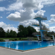 Das Springerbecken im Kreuzsteinbad Bayreuth. Foto: Katharina Adler