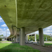 Die Hochbrücke in Bayreuth muss abgerissen und neu gebaut werden. Foto: Katharina Adler