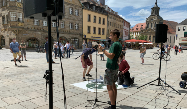 Die Students for Future demonstrierten in Bayreuth gegen den späten Kohleausstieg 2038. Foto: Katharina Adler