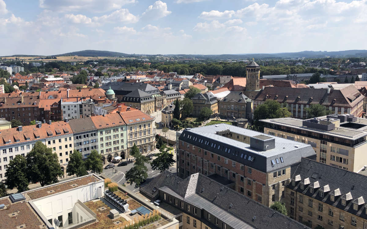 Blick über Bayreuth vom Dach des Rathauses. Hier hat die Fabrik Bayreuth zur Party geladen. Archiv: Redaktion