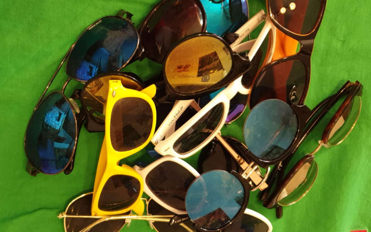 Bei einer Polizeikontrolle fielen einem Bayreuther 30 Sonnenbrillen aus dem Rucksack. Die Polizei ermittelt jetzt. Symbolfoto: privat