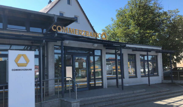 Die Commerzbank in der Bamberger Straße in Bayreuth. Foto: Christoph Wiedemann