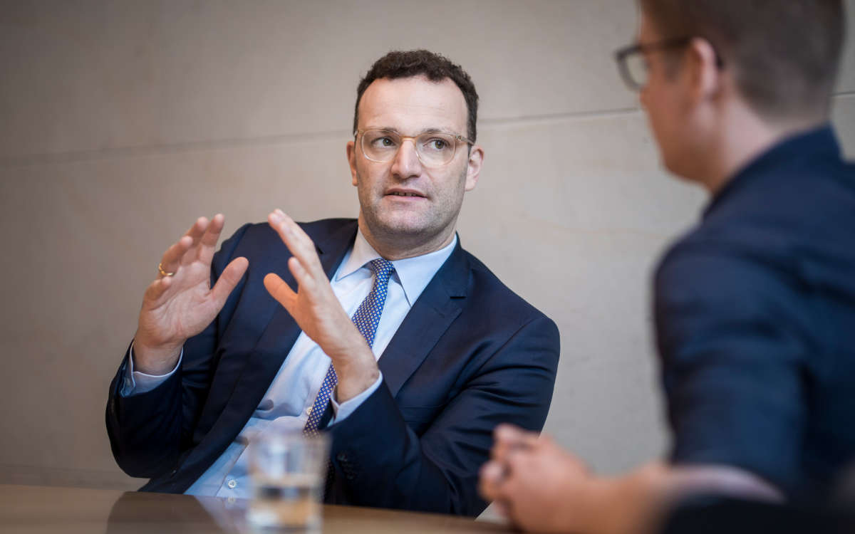 Gesundheitsministerkonferenz 2021: Die Minister aus Bund und Ländern haben sich zu kommenden Schritten der Corona-Politik geäußert. Symbolfoto: © BMG/Florian Gaertner (photothek.net)