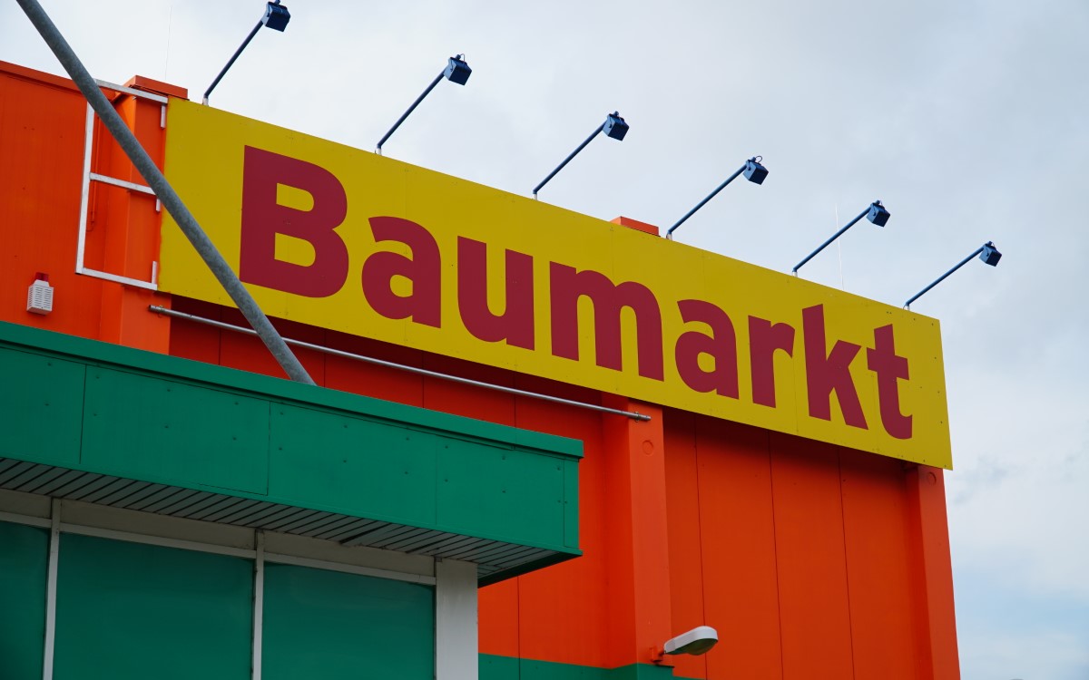 Der Stadtrat Bayreuth hat den Weg frei gemacht für eine neue Nutzung des alten Baumarktes in der Königsbergstraße in Bayreuth. Foto: Raphael Weiß