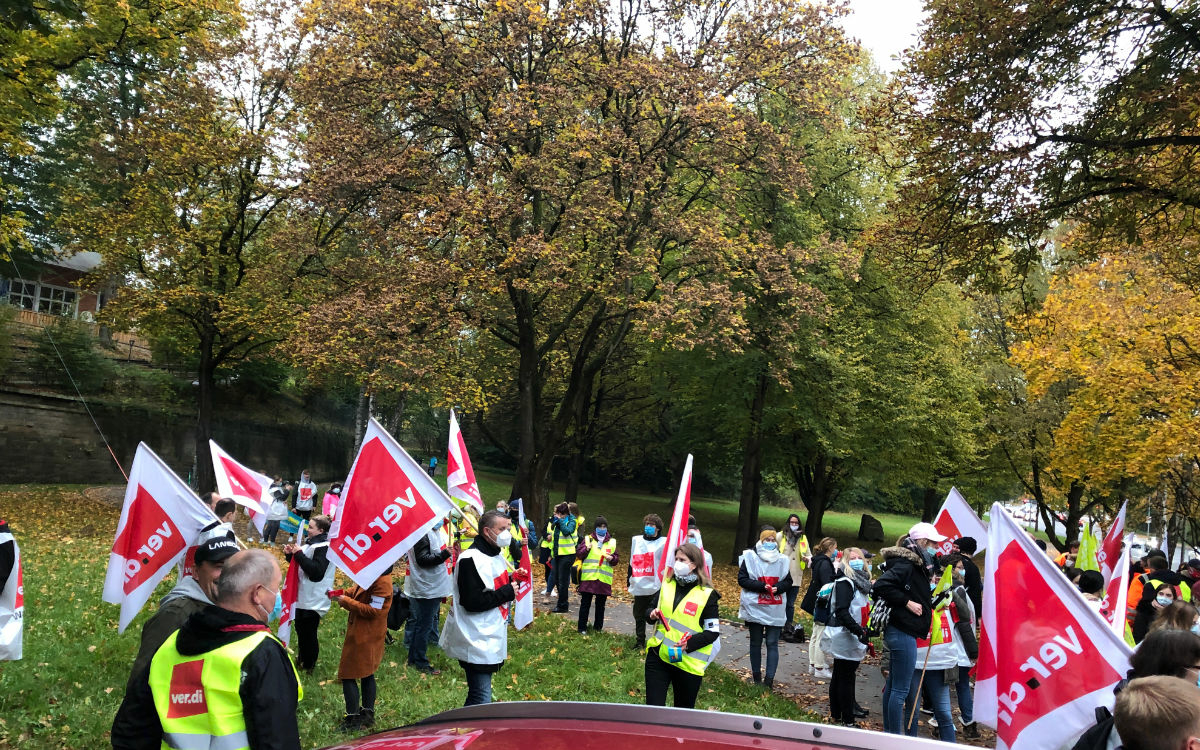 Der öffentliche Dienst hat am 19.10.2020 auch in Bayreuth gestreikt. Die Beschäftigten fordern höhere Löhne. Foto: Katharina Adler