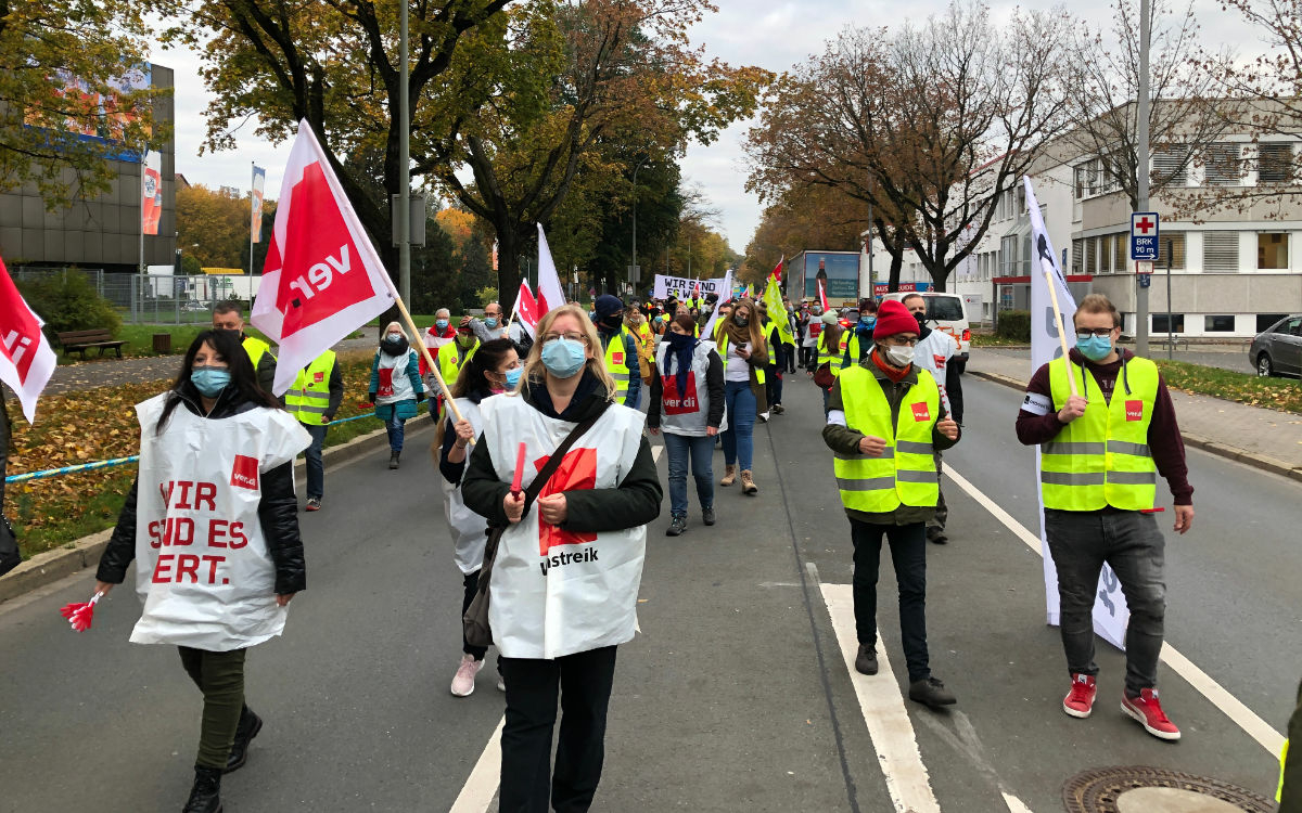 Der öffentliche Dienst hat am 19.10.2020 auch in Bayreuth gestreikt. Die Beschäftigten fordern höhere Löhne. Foto: Katharina Adler