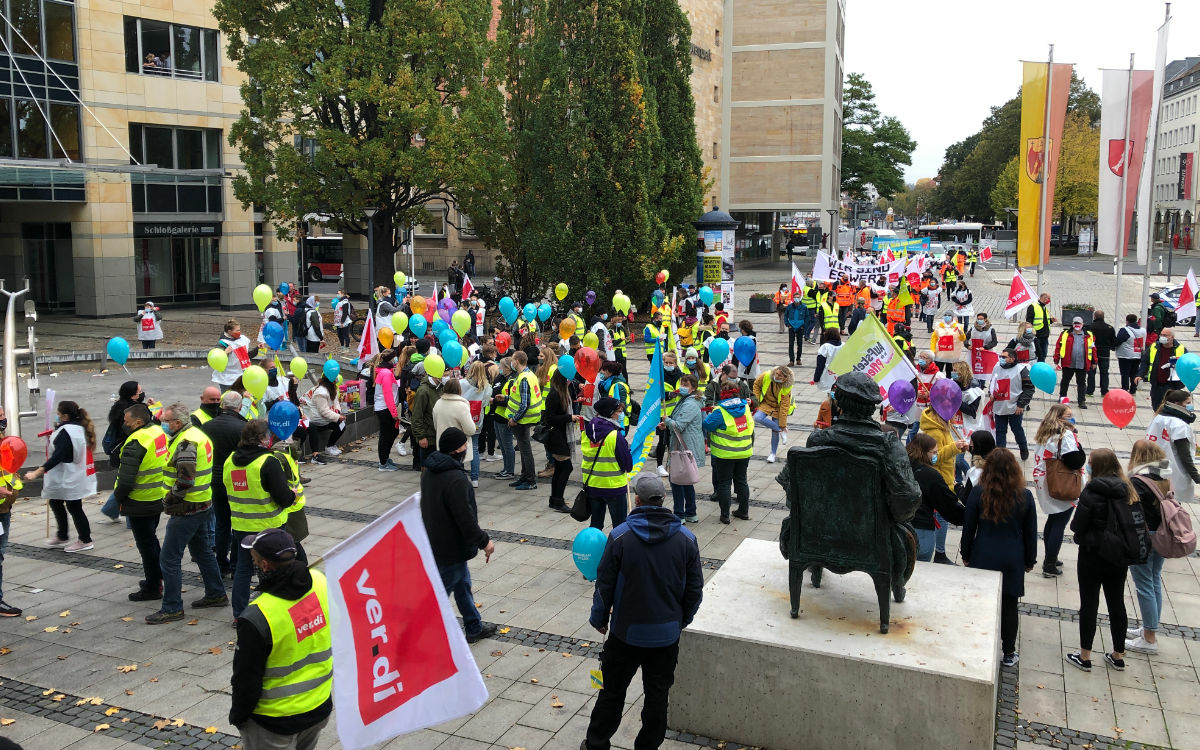 Der öffentliche Dienst hat am 19.10.2020 auch in Bayreuth gestreikt. Die Beschäftigten fordern höhere Löhne. Foto: Katharina Adler