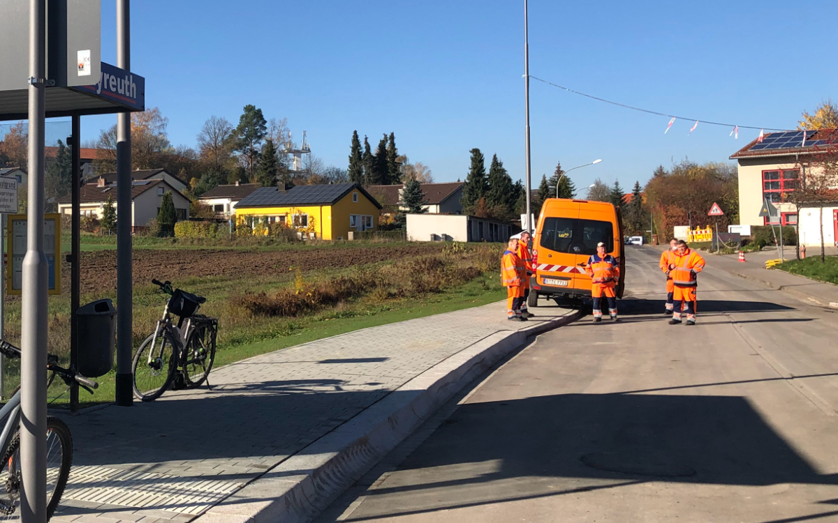 Am Donnerstag (5.11.2020) ist der Kreisverkehr Königsallee / Ochsenhut / Eremitenhofstraße für den Verkehr freigegeben worden. Foto: Raphael Weiß