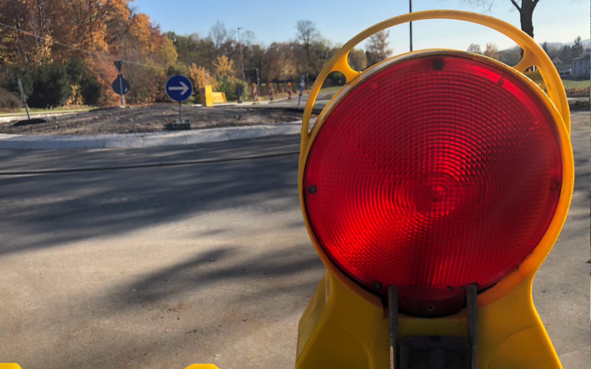 Am Donnerstag (5.11.2020) ist der Kreisverkehr Königsallee / Ochsenhut / Eremitenhofstraße für den Verkehr freigegeben worden. Foto: Raphael Weiß