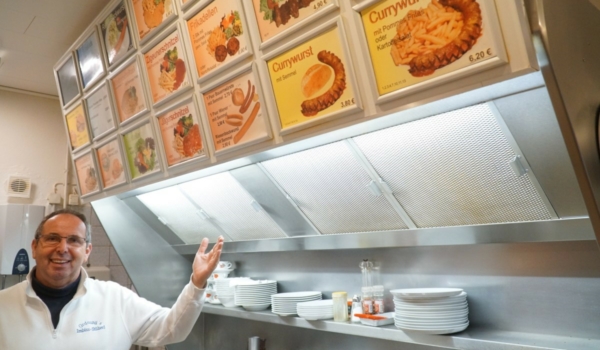 Die bt-Leser haben abgestimmt: Die beste Currywurst im Landkreis Bayreuth gibt es am Äußersten Zipfel zum Landkreis Kulmbach. Foto: Raphael Weiß