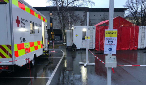 An Silvester unterstützt das BRK Pflegeeinrichtungen in Bayreuth bei Corona-Tests. Foto: BRK Bayreuth