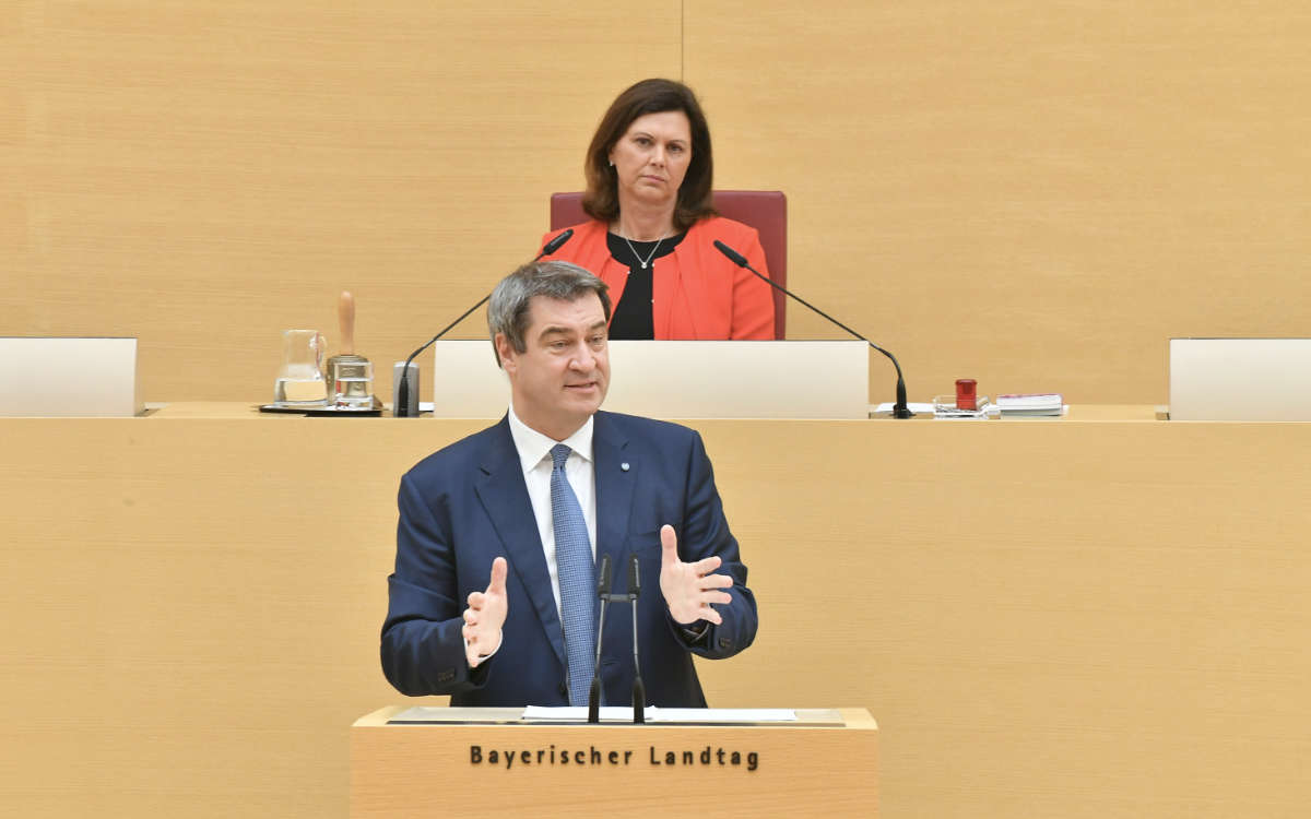 Der Bayerische Landtag soll abberufen werden. Das Volksbegehren ist krachend gescheitert. Symbolfoto: Rolf Poss (Bildarchiv Bayerischer Landtag)