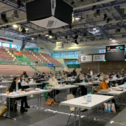 Der Stadtrat Bayreuth berät in der Oberfrankenhalle über den Haushalt 2021. Foto: Katharina Adler