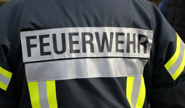 Die Feuerwehren aus Stadt und Landkreis Bayreuth mussten am Samstagabend einen weiteren Scheunenbrand bekämpfen. Symbolfoto: Pixabay