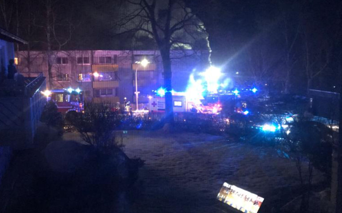 Großer Brand in Bayreuth: Bei einem Feuer wurde ein Mann schwer verletzt. Foto: Privat