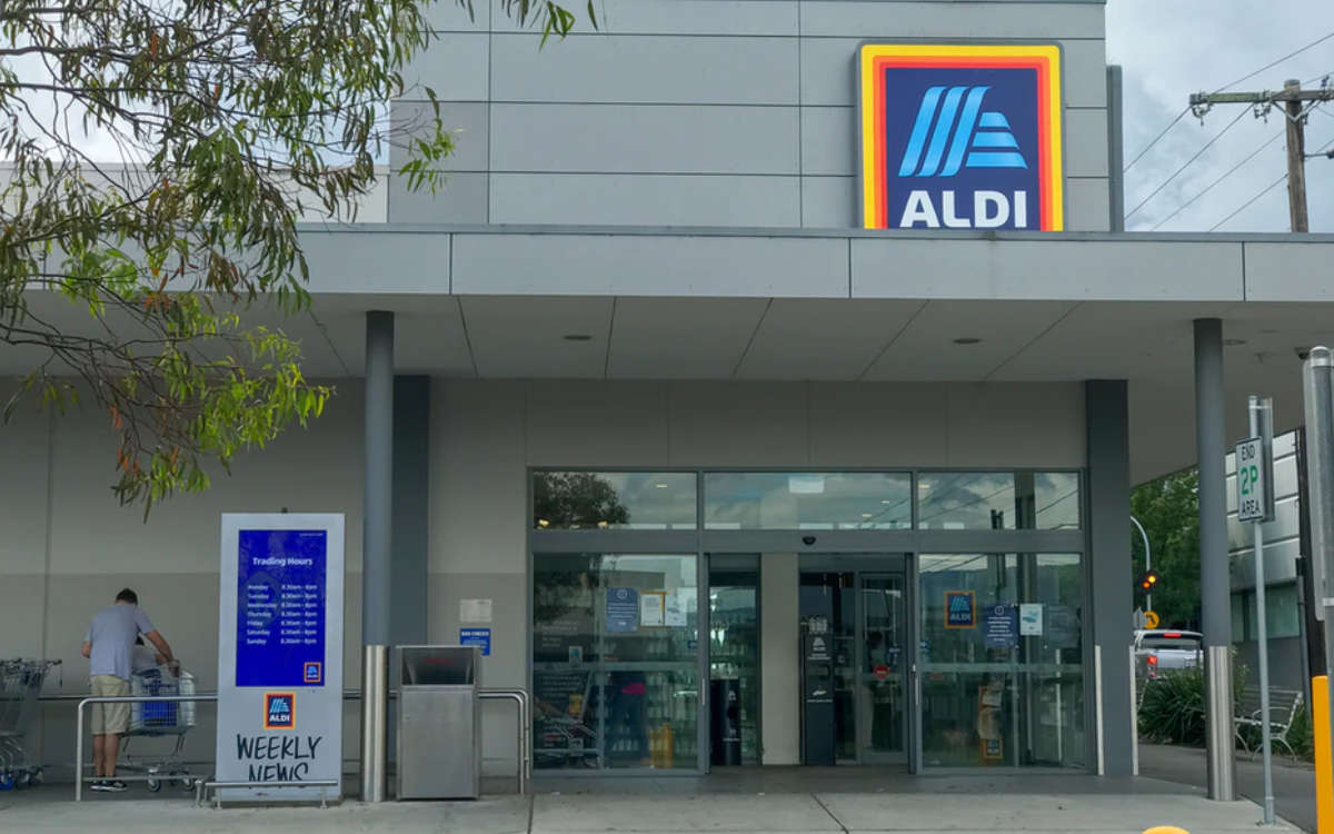 Bei Aldi soll es schon ab Montag, den 4. April 2022, massive Preissteigerungen geben. Symbolfoto: Marques Thomas @QuerySprout.com/Unsplash