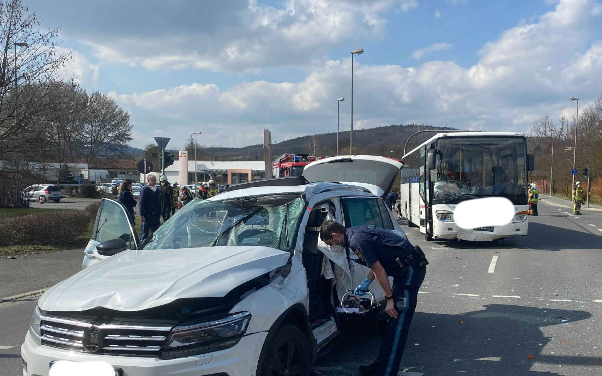 Unfall am Freitag (26.3.2021) im Landkreis Lichtenfels. Foto: n5/Merzbach