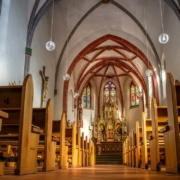 Ein besonders dreister Dieb aus Oberfranken klaute Spendengelder aus der Kirche. Symbolbild: pixabay