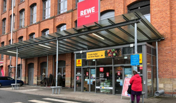 Corona-Ausbruch in einem Rewe in Bayreuth. Foto: Jürgen Lenkeit