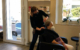 Sabine Eichner vom Salon Haarzeitlos in Bayreuth: Friseurbesuch in Bayreuth nur mit negativem Corona-Test oder vollständigem Impfnachweis. Bild: Jürgen Lenkeit