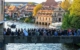 Untere Brücke in Bamberg: Regelmäßig Treffpunkt vieler Leute. Nun handelt die Stadt unkonventionell. Bild: NEWS 5/Merzbach