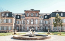 Italienflair in der Fränkischen Schweiz: Das Schloss Fantaisie in Eckersdorf. Foto: Alexandra Baier