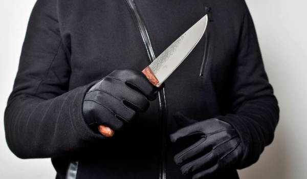 Im Landkreis Bamberg stach eine Frau mit einem Messer auf ihren Ehemann ein. Symbolbild: Pixabay