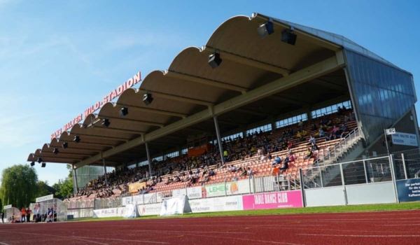 Ein Spieler der SpVgg Bayreuth ist während des Fußballspiels zusammengebrochen. Archivfoto: Raphael Weiß