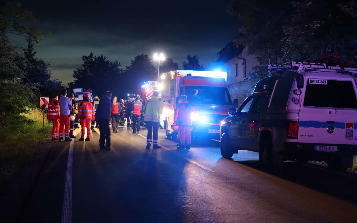 Großeinsatz in Bindlach nach einem rätselhaften Unfall. Foto: News5/Kettel