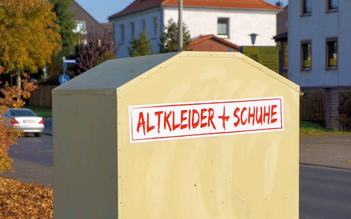 In Unterfranken steckte eine Frau in einem Altkleidercontainer fest und starb. Symbolbild: Pixabay