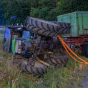 Traktor baut Unfall bei Plankenfels im Kreis Bayreuth. Foto: Merzbach / News5