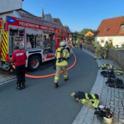 In einem Mehrfamilienhaus in Himmelkron hat es gebrannt. Foto: Fricke / News5