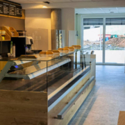 In der Hugenottenstraße in Bayreuth hat die Geseeser Landbäckerei eine neue Filiale eröffnet. Foto: Geseeser Landbäckerei