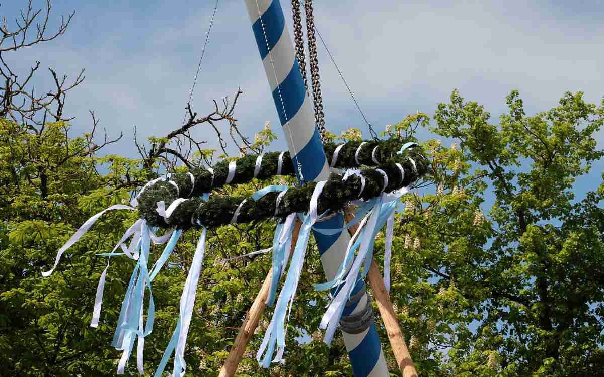 Viele Corona-Infektionen gab es nach einer Kirchweih in Hiltpoltstein (Landkreis Forchheim). Symbolbild: Pixabay