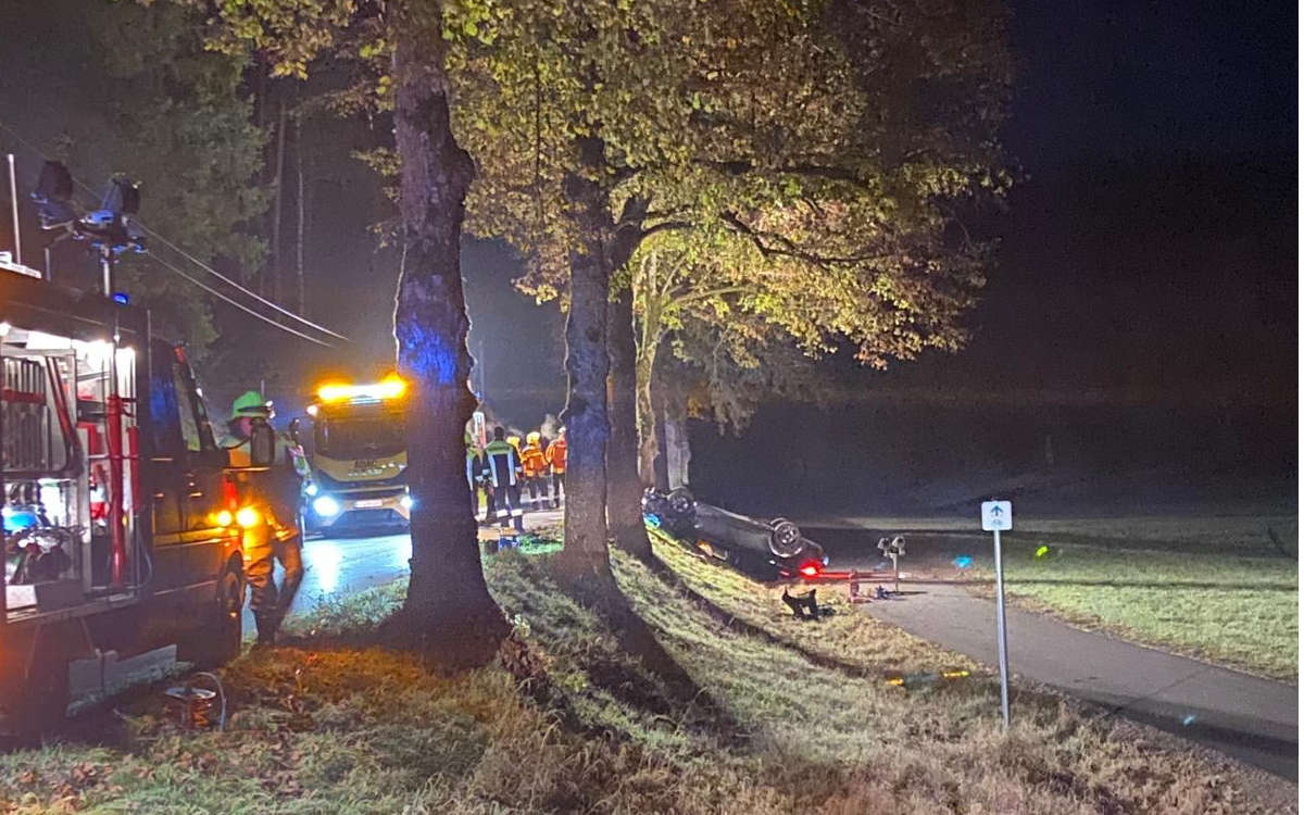 Unfall zwischen Hainbronn und Weidlwang: Danach wurde eine Person vermisst. Foto: BRK Bereitschaft Pegnitz / Screenshot (Facebook)