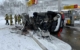 Bei der Raststätte Frankenwald auf der A9 im Landkreis Hof fuhr am Samstagmorgen ein Auto in eine Zapfsäule. Bild: NEWS5/Fricke