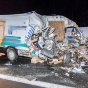 Schrecklicher Unfall auf der A3 im Nürnberger Land: Zwei Menschen sind dabei gestorben. Foto: News5 / Bauernfeind